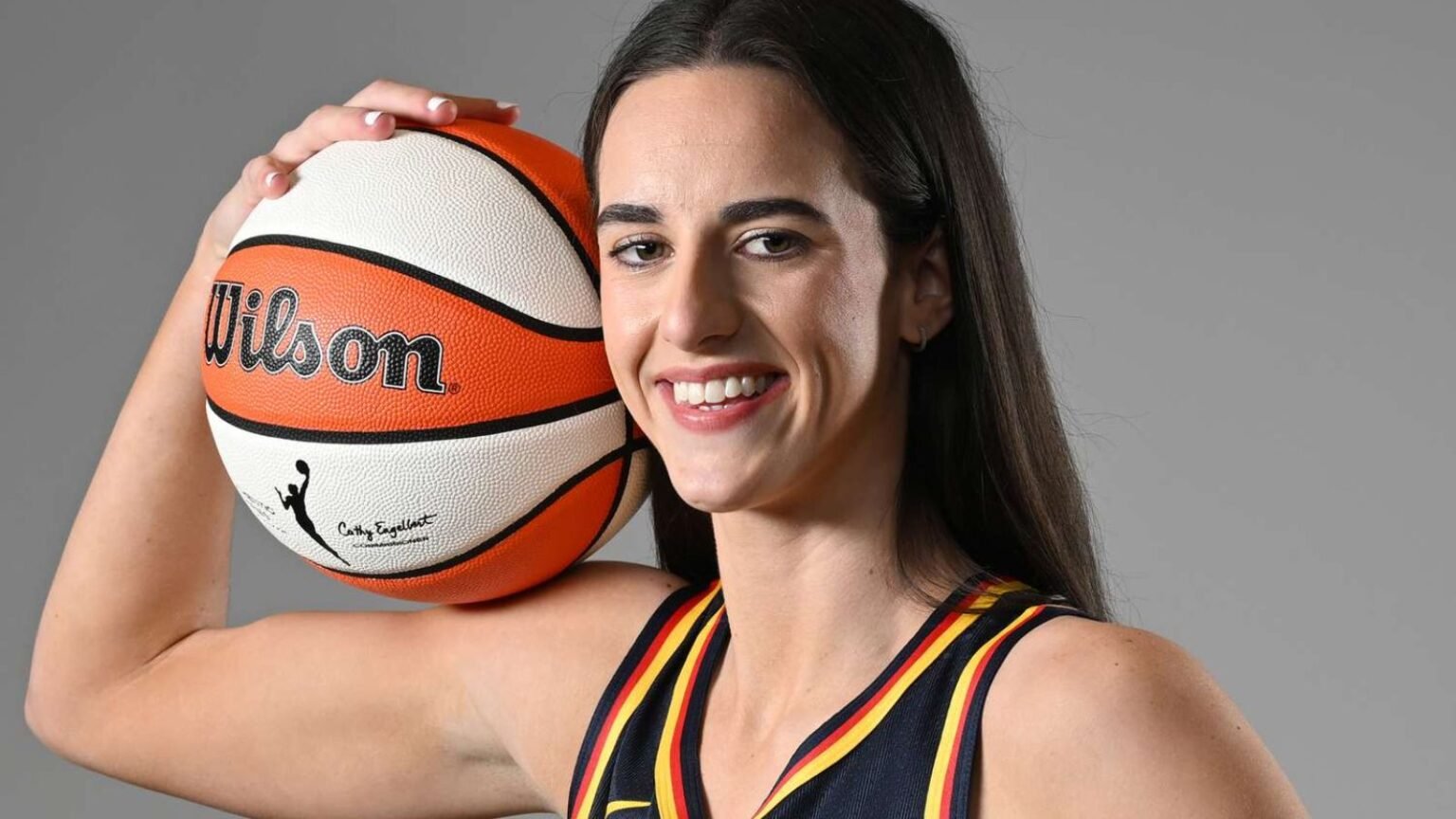 Caitlin Clark Net Worth 2025 Salary, NIL Deals, Career &