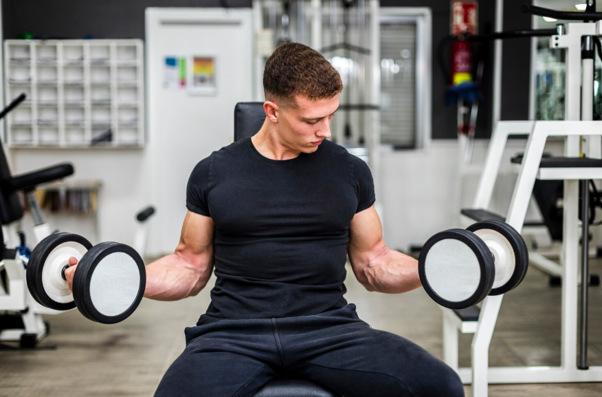 How to Maintain Strength and Muscle During a Cutting Phase